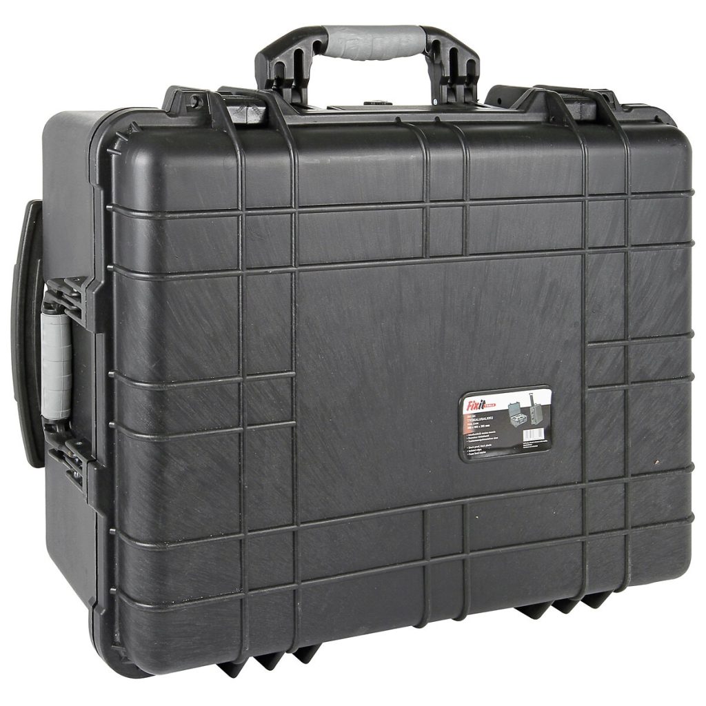 INSTRUMENTU KASTE 560X455X265 MM ŪDENSIZTURĪGA AR/UZ RITEŅIEM