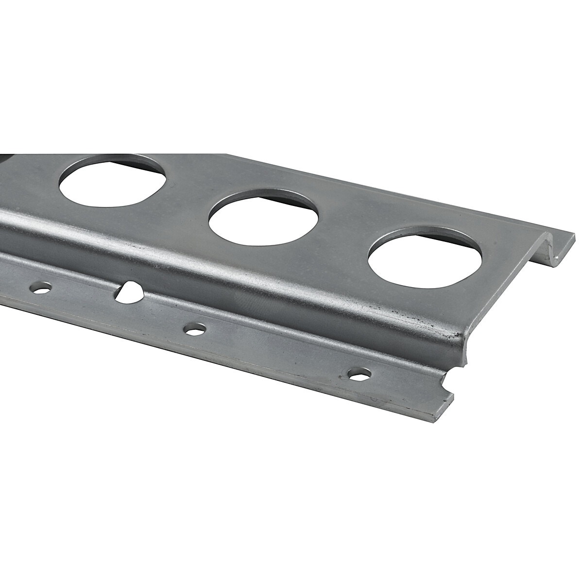 Kravas stiprinājuma sliede 2025 × 80 × 2,5 mm, 25 mm caurumi